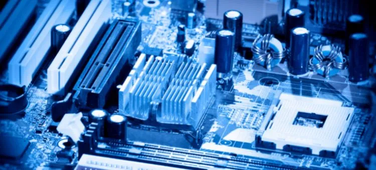 What Motherboard Slot Has Direct Access to The North Bridge?